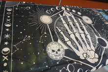 Load image into Gallery viewer, tapestries- ohiohippies.com