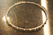 Load image into Gallery viewer, Assortment-of-Metal-Plastic-Bracelet