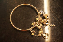 Load image into Gallery viewer, Assortment-of-Metal-Plastic-Bracelet