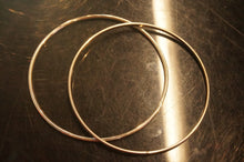 Load image into Gallery viewer, Assortment-of-Metal-Plastic-Bracelet