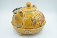 Load image into Gallery viewer, Vintage Tea Pot made in Japan Ceramic - ohiohippiessmokeshop.com
