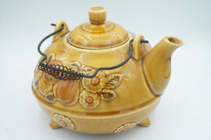 Vintage Tea Pot made in Japan Ceramic - ohiohippiessmokeshop.com