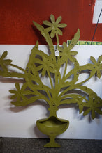 Load image into Gallery viewer, Mid-Century Flower wall decoration- ohiohippies.com
