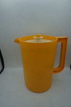 Load image into Gallery viewer, vintage drink pitchers- ohiohippies.com
