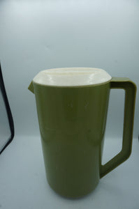 vintage drink pitchers- ohiohippies.com