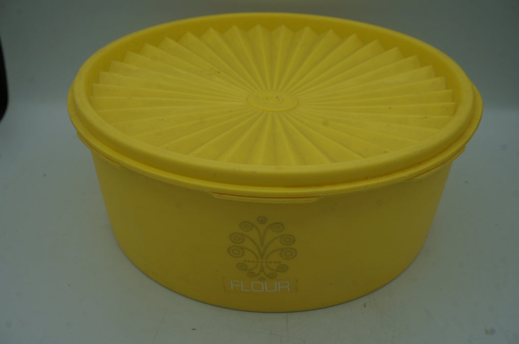 vintage Tupperware servalier- ohiohippies.com