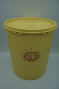 vintage Tupperware cookie jar- ohiohippies.com