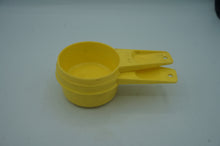 Load image into Gallery viewer, vintage Tupperware measuring cups- ohiohippies.com
