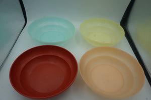 vintage Tupperware cereal bowl set- ohiohippies.com