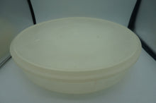 Load image into Gallery viewer, large vintage Tupperware container- ohiohippies.com
