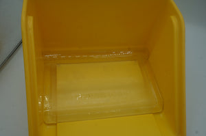 vintage Tupperware container- ohiohippies.com