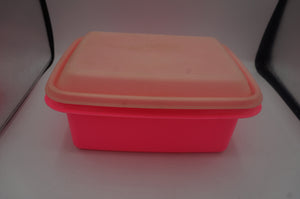 vintage Tupperware container- ohiohippies.com