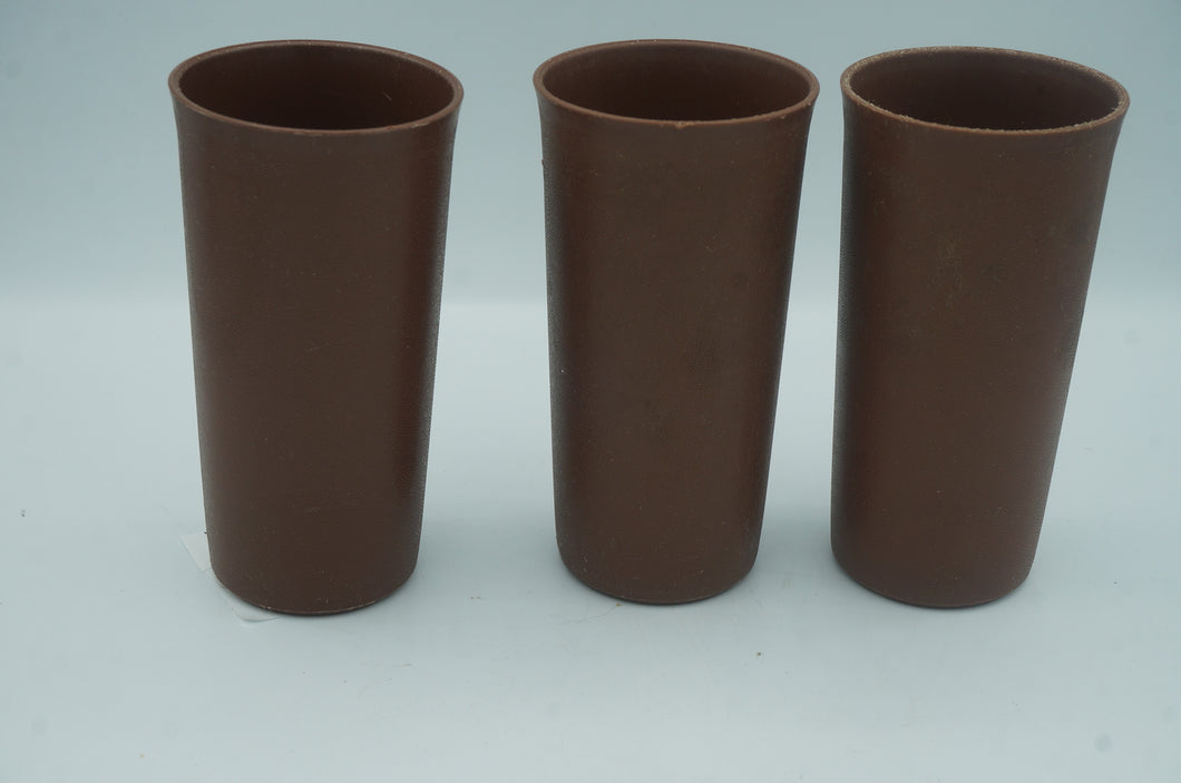 vintage Tupperware cups- ohiohippies.com