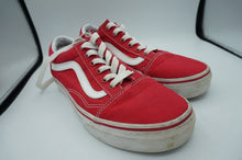 Load image into Gallery viewer, lightly used VANS shoes- ohiohippies.com
