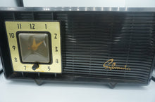 Load image into Gallery viewer, Vintage Radio - Caliculturesmokeshop.com
