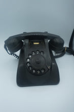 Load image into Gallery viewer, Old Vintage Telephone - ohiohippies.com
