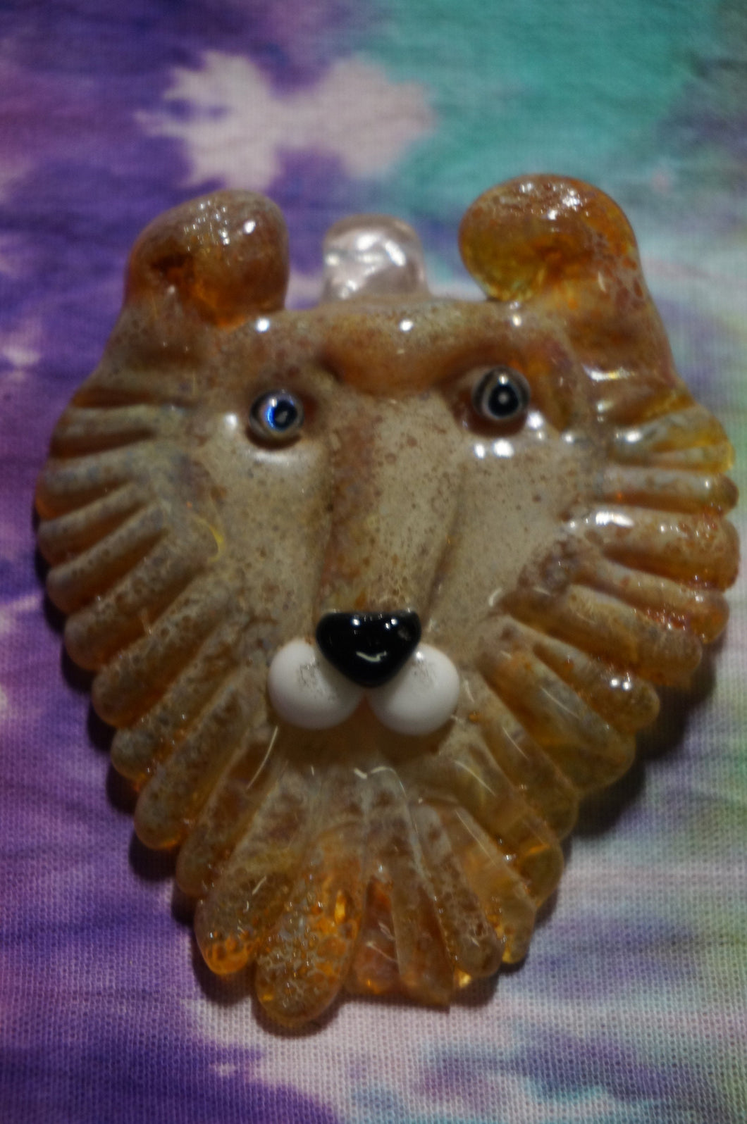 King of the Jungle Lion Head Glass Pendant - Caliculturesmokeshop.com