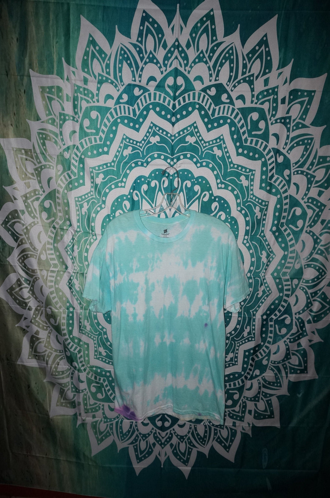 Tie-Dye Size Large - Caliculturesmokeshop.com
